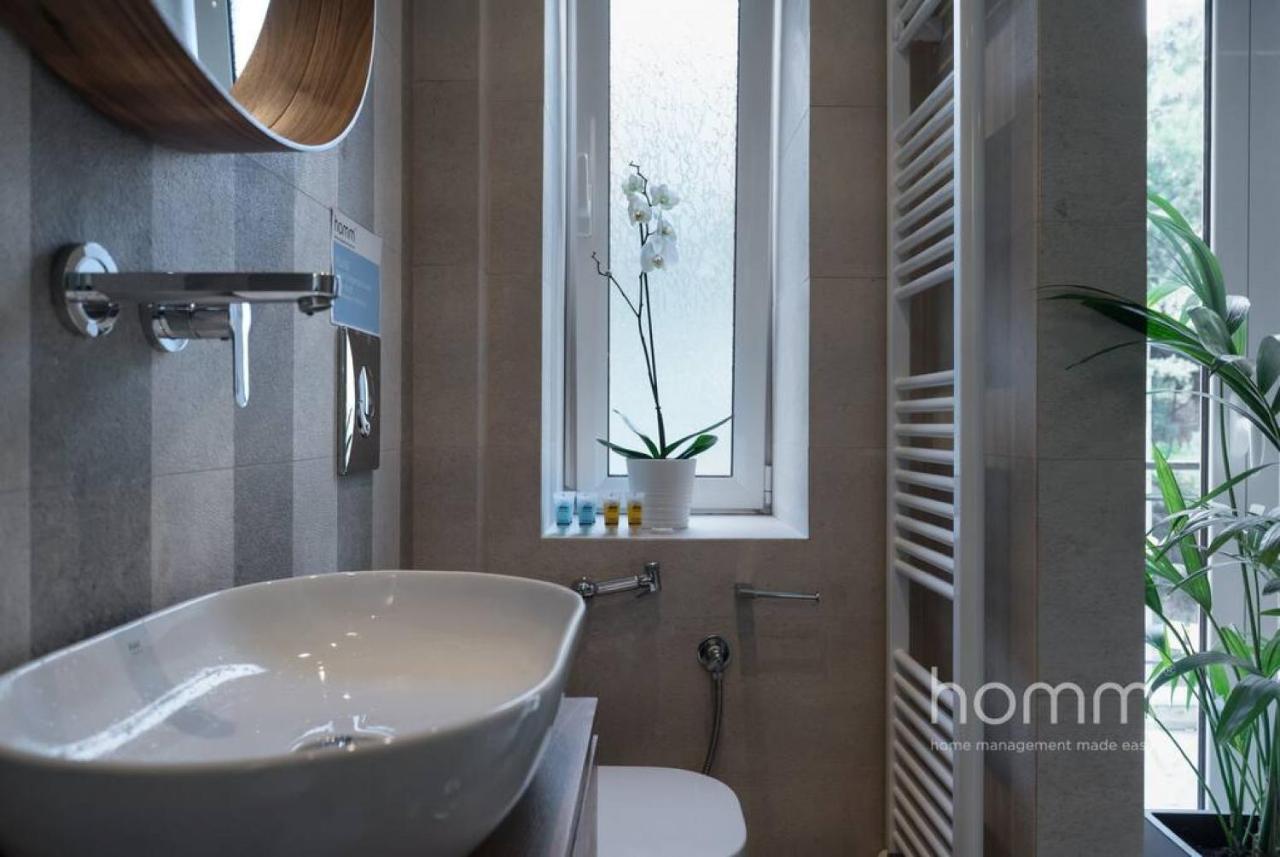 Renovated Homm Apartment In Lycabettus, Pitanis Str Athens Exterior photo